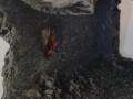 Die Ruine einer Häuserecke mit Standflächen im ersten Stock